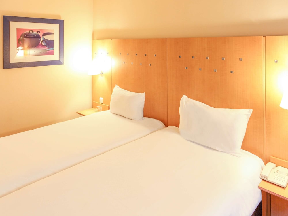 ibis Madrid Alcala de Henares La Garena 13