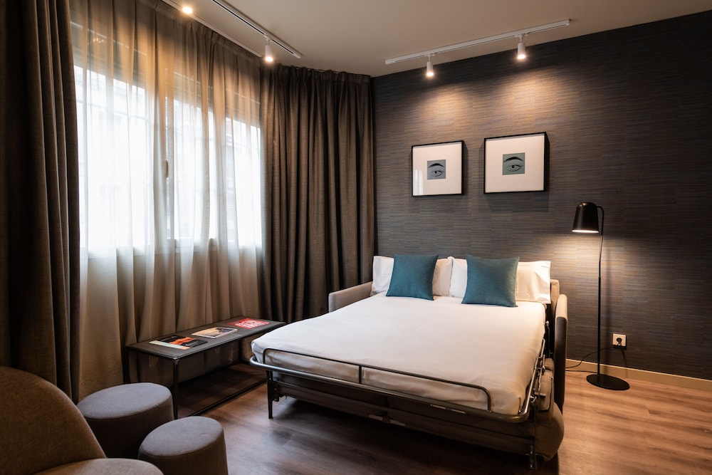 Atenea Rekord Suites 15