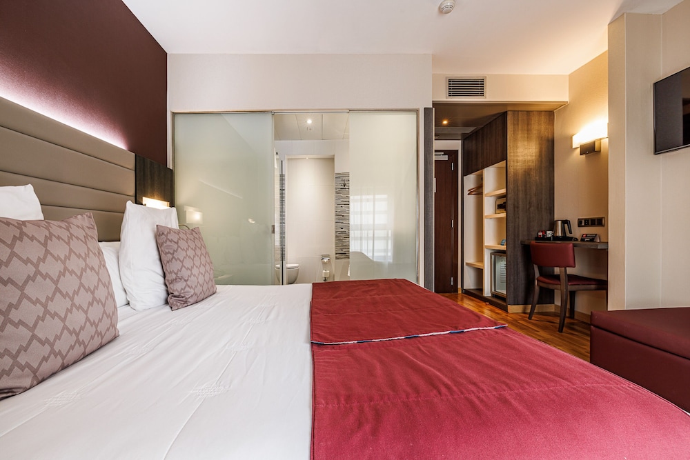 Hotel Ronda Lesseps 12