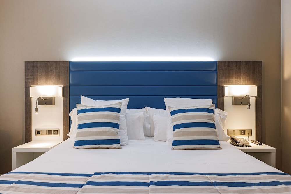 Hotel Ronda Lesseps 13