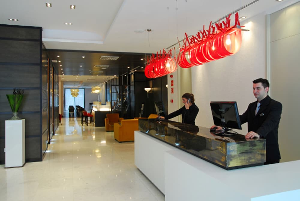 Grupotel Gran Vía 678 3