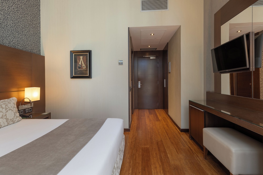 Hotel Colonial Barcelona 16