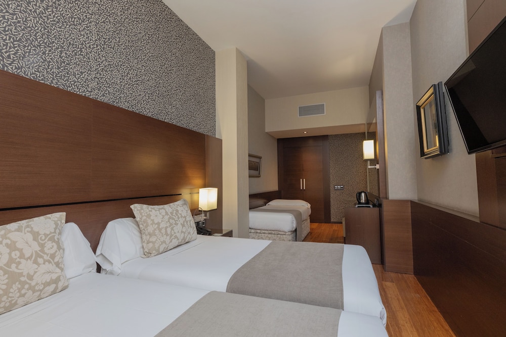 Hotel Colonial Barcelona 6
