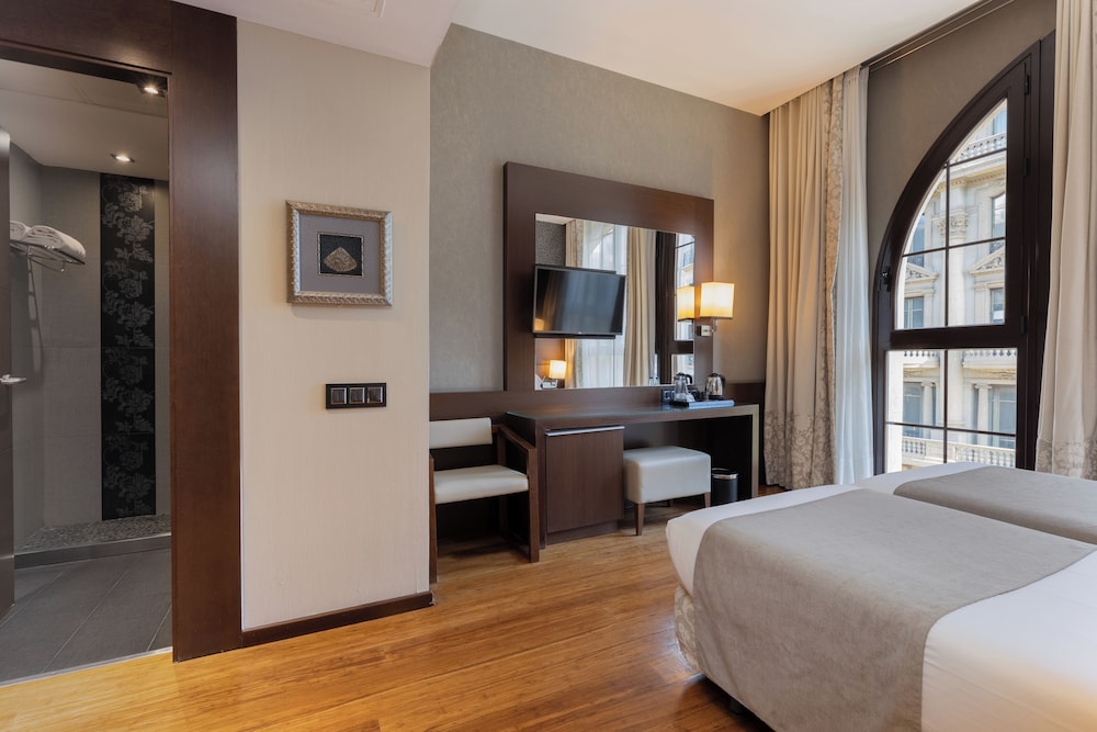 Hotel Colonial Barcelona 19