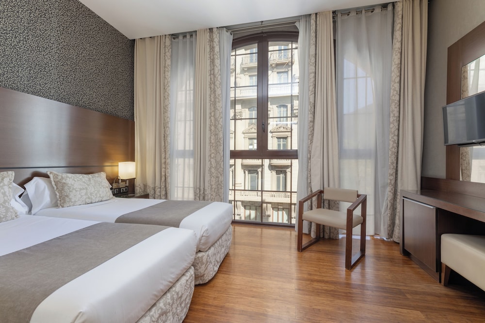 Hotel Colonial Barcelona 1