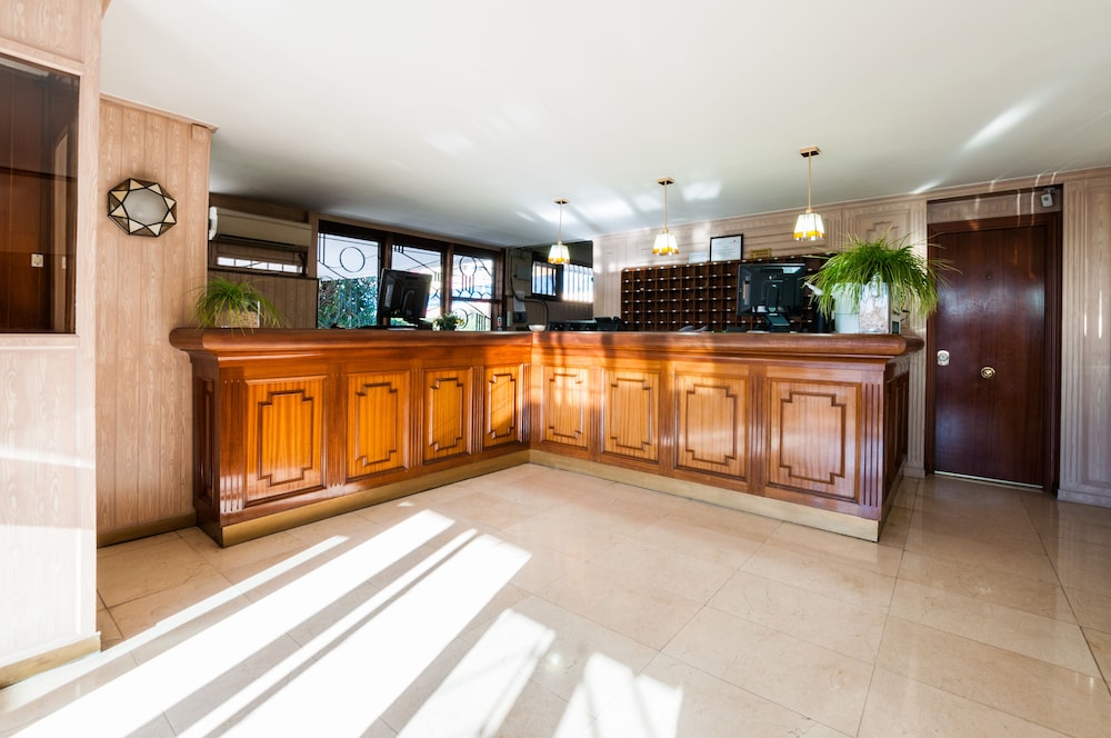 Hotel Los Olivos 4