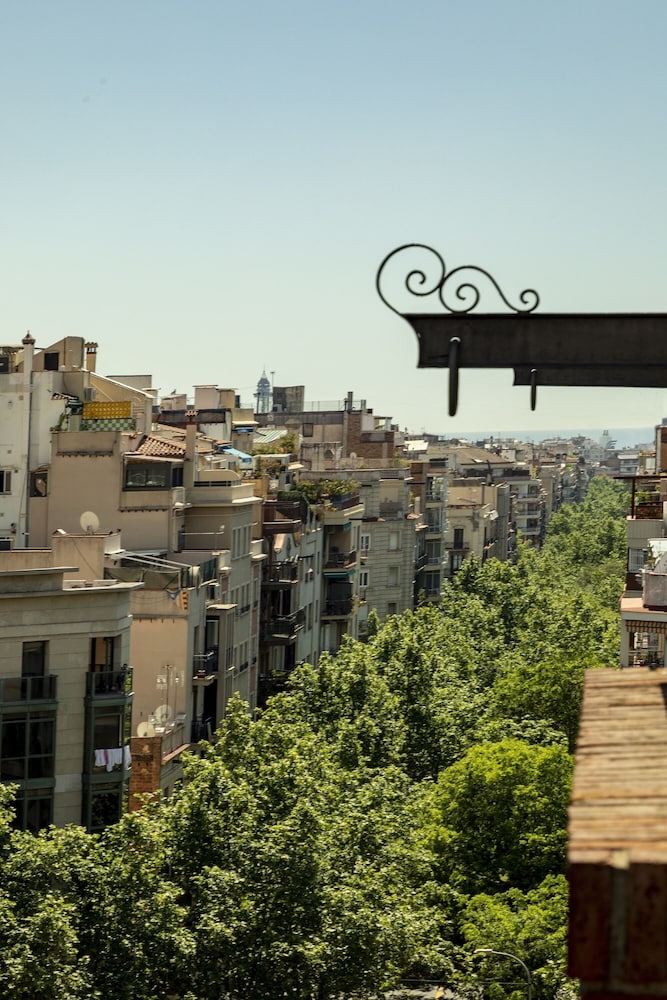 Villarroel Apartments 22