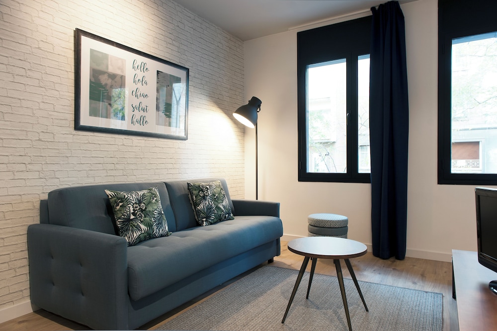 MH Apartments Sant Pau 18