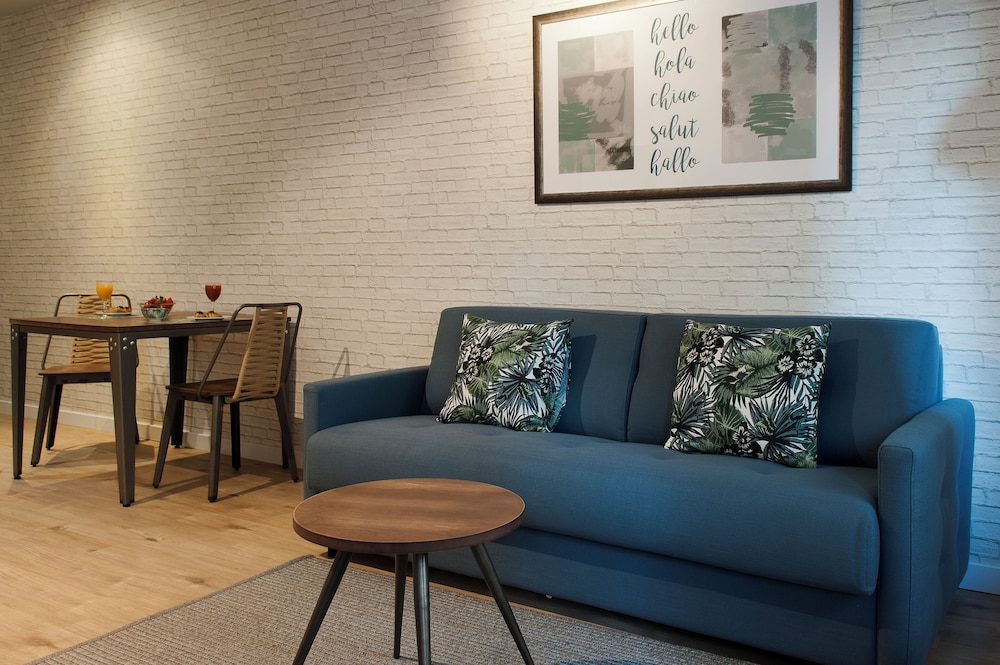 MH Apartments Sant Pau 14