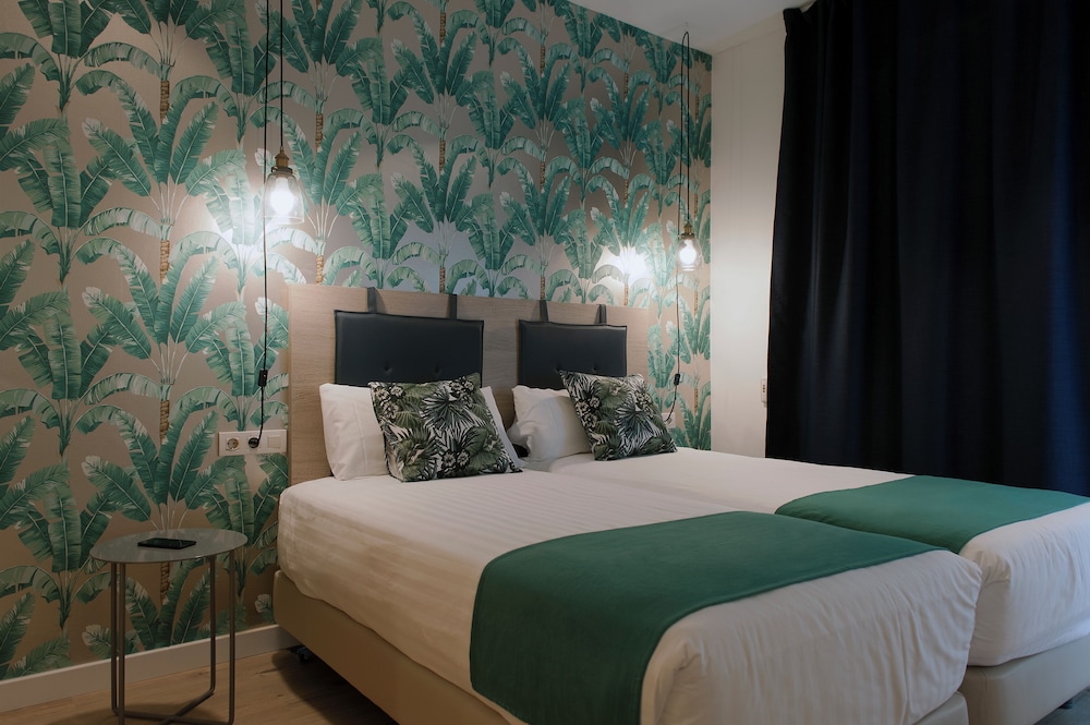 MH Apartments Sant Pau 4