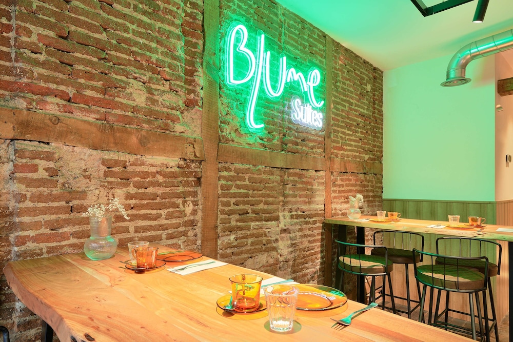 Blume Suites 4
