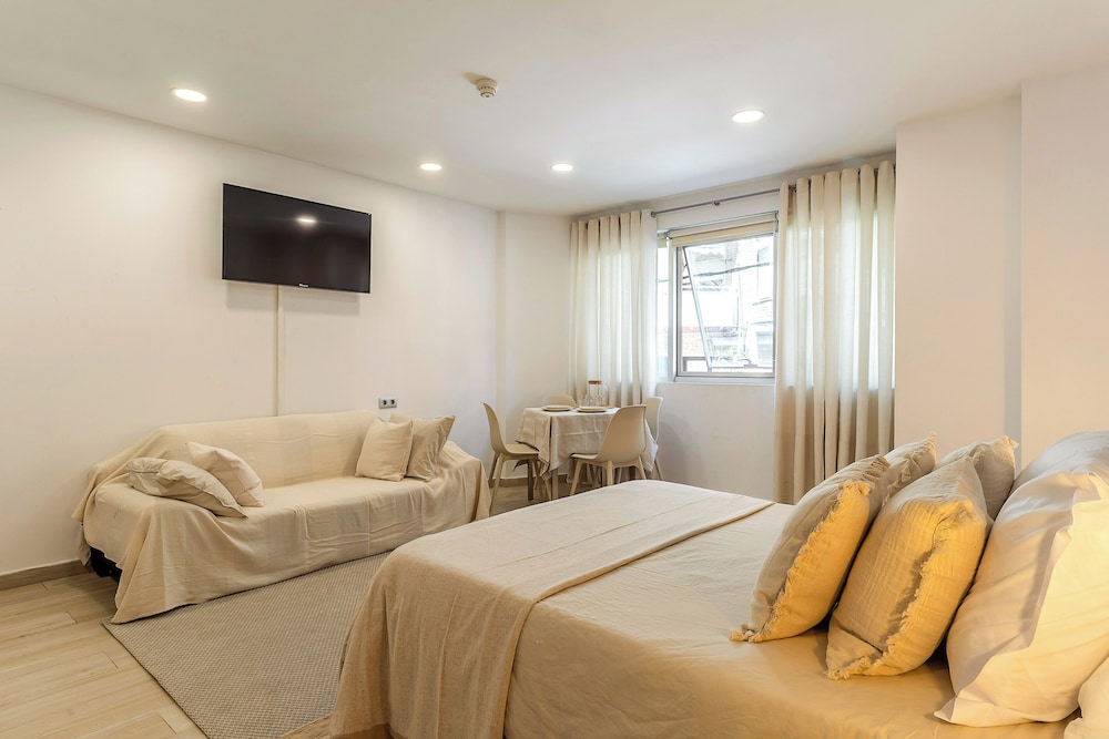 Centric Aparthotel 2