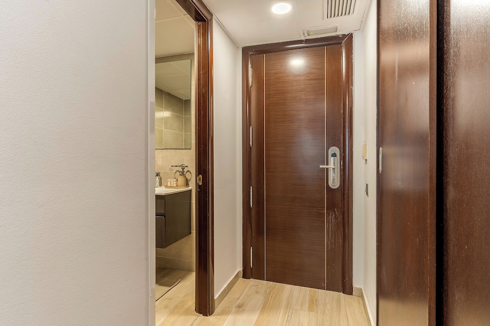 Centric Aparthotel 11