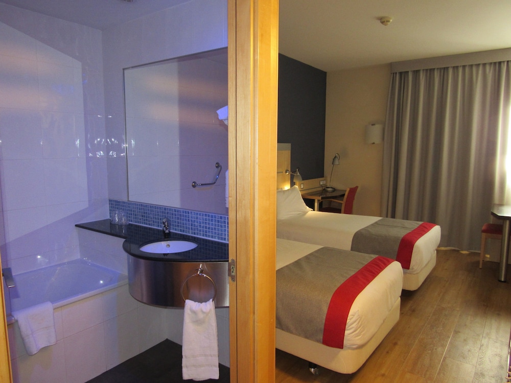 Holiday Inn Express Madrid-Getafe 10