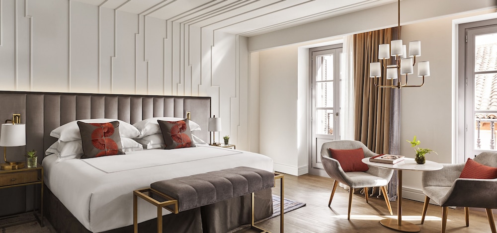 Gran Hotel Inglés 1
