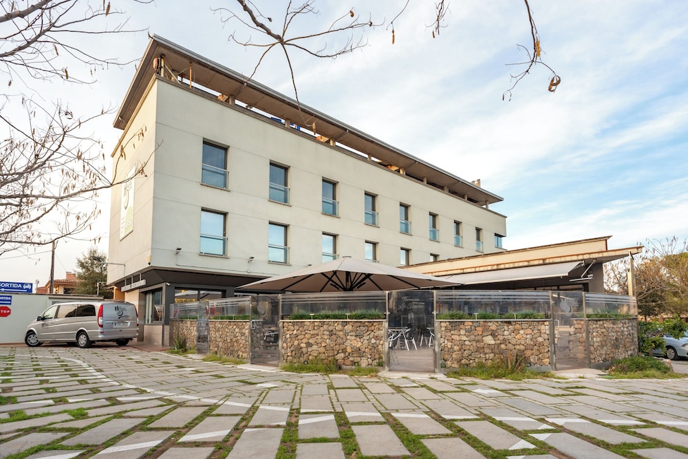 Hotel Palau De Girona 22