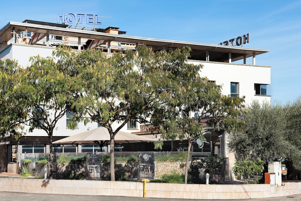 Hotel Palau De Girona 19
