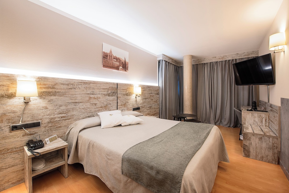 Hotel Palau De Girona 2