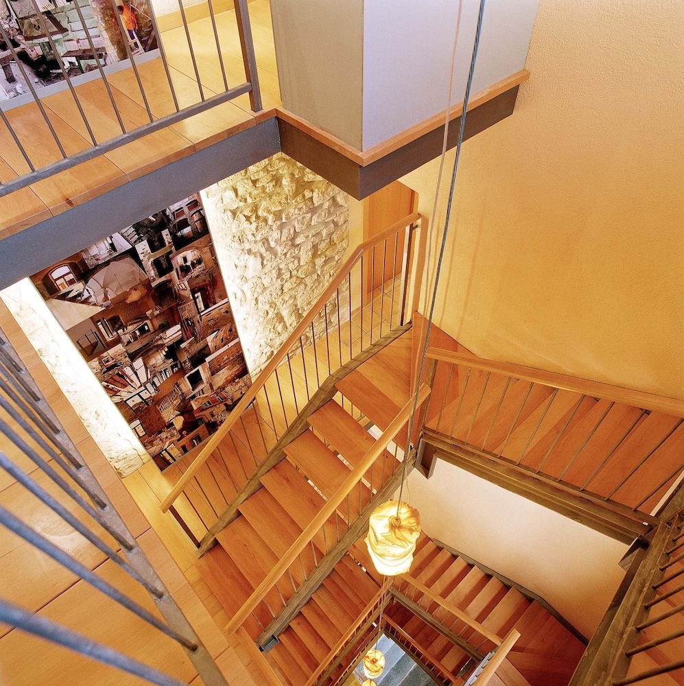 Urbi Manresa Apartments 24