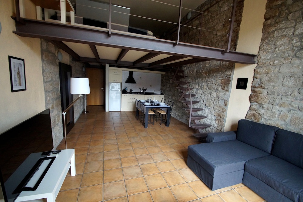 Urbi Manresa Apartments 3