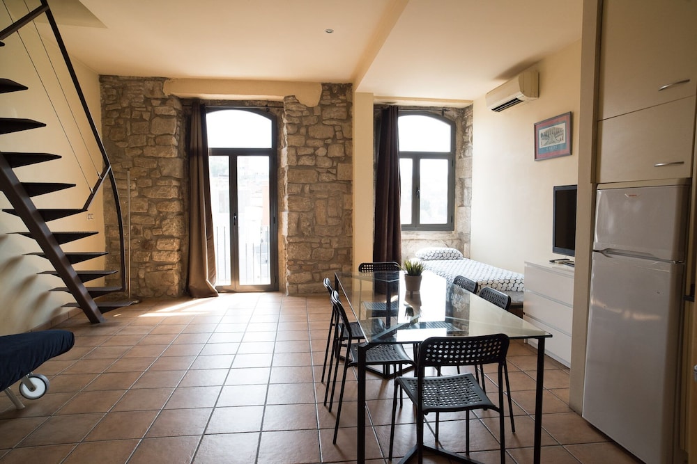 Urbi Manresa Apartments 16