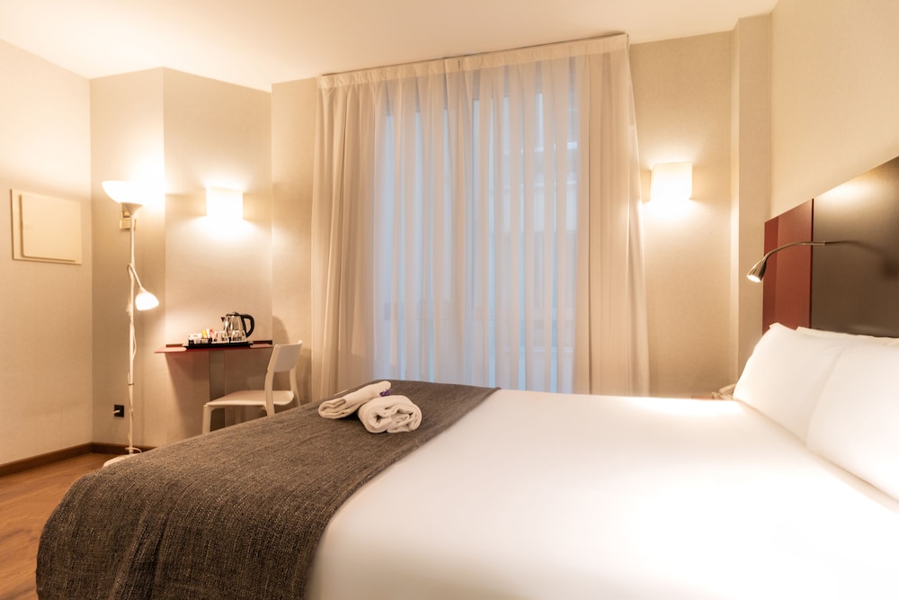 SM Hotel Sant Antoni 24