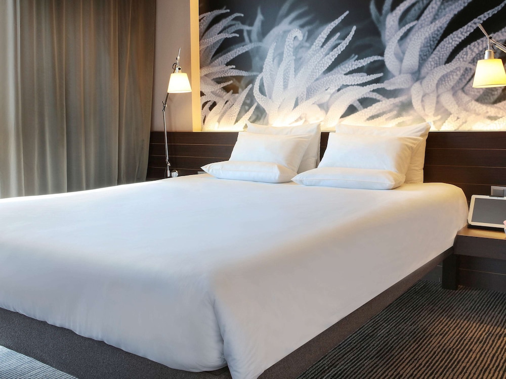 Novotel Barcelona City 3