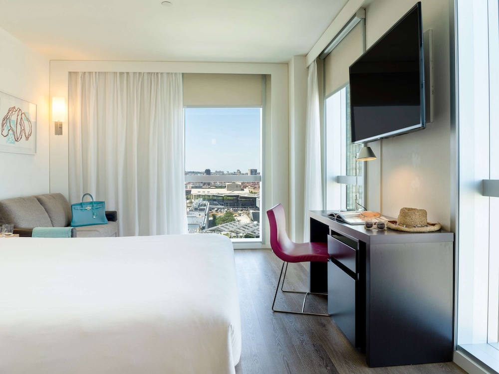 Novotel Barcelona City 22