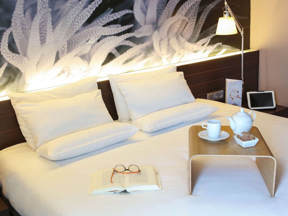 Novotel Barcelona City 12