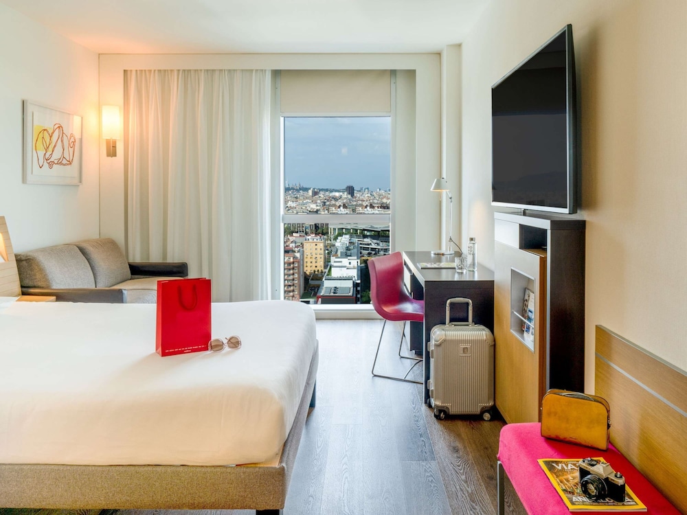 Novotel Barcelona City 6