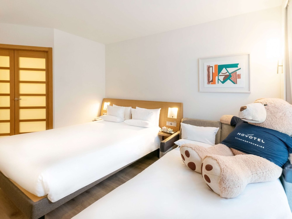 Novotel Barcelona City 10