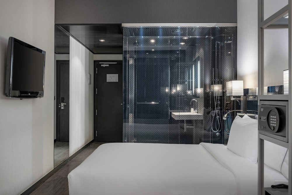 AC Hotel Atocha 20