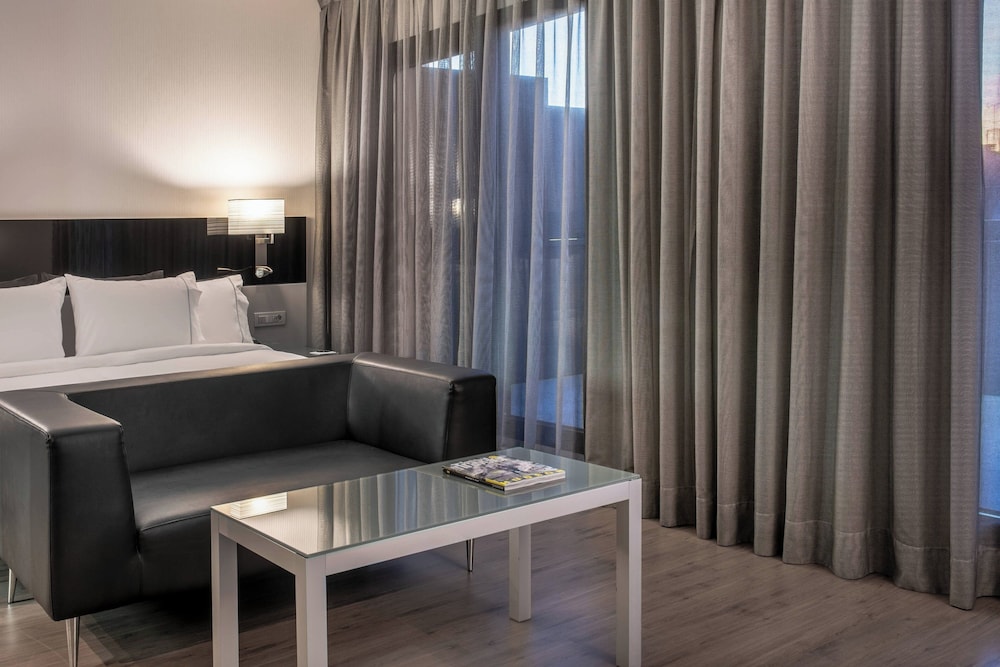 AC Hotel Atocha 16