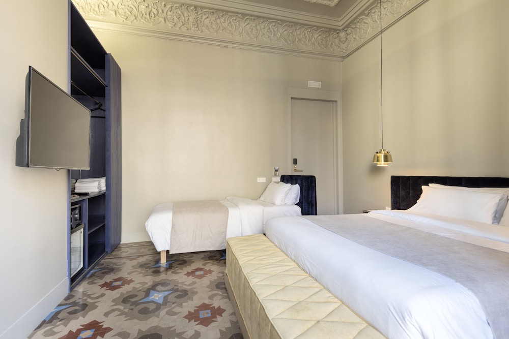BUHO Boutique Barcelona 18