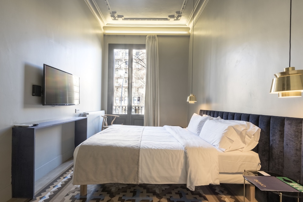 BUHO Boutique Barcelona 11