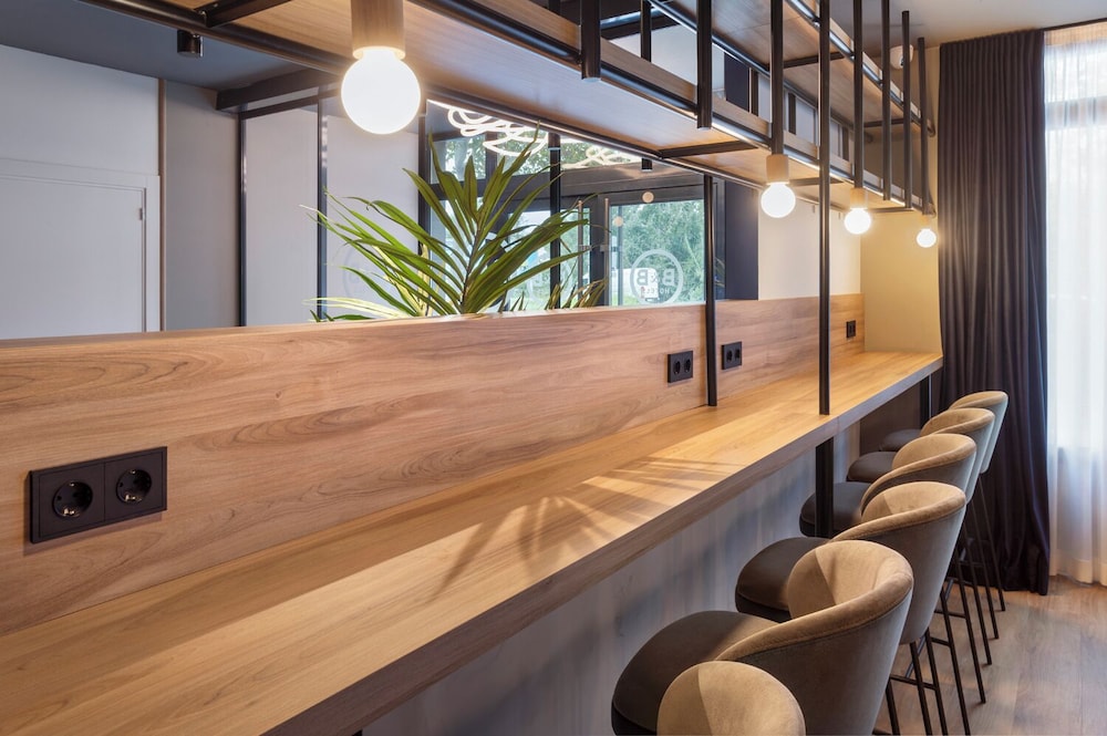 B&B HOTEL Barcelona Rubí 17