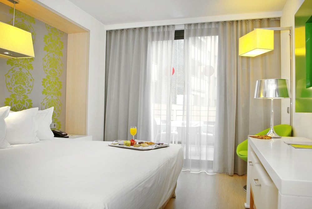 DoubleTree by Hilton Hotel Girona 6