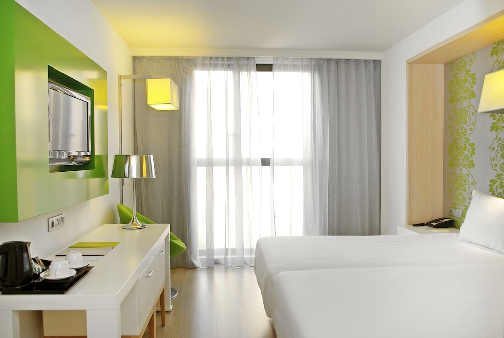 DoubleTree by Hilton Hotel Girona 12