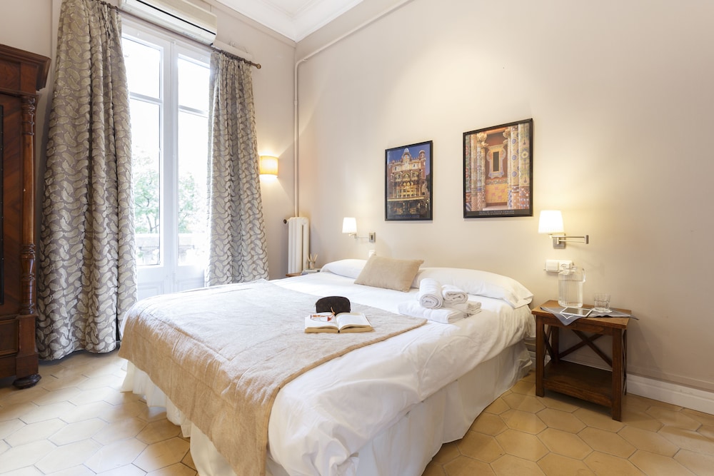AinB Bed & Breakfast Via Laietana 19