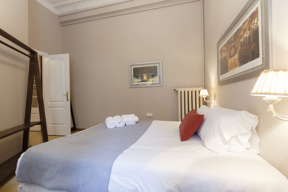 AinB Bed & Breakfast Via Laietana 10