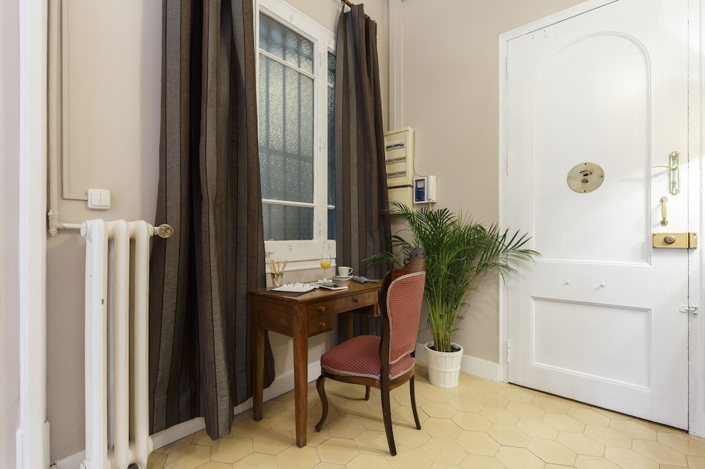 AinB Bed & Breakfast Via Laietana 2