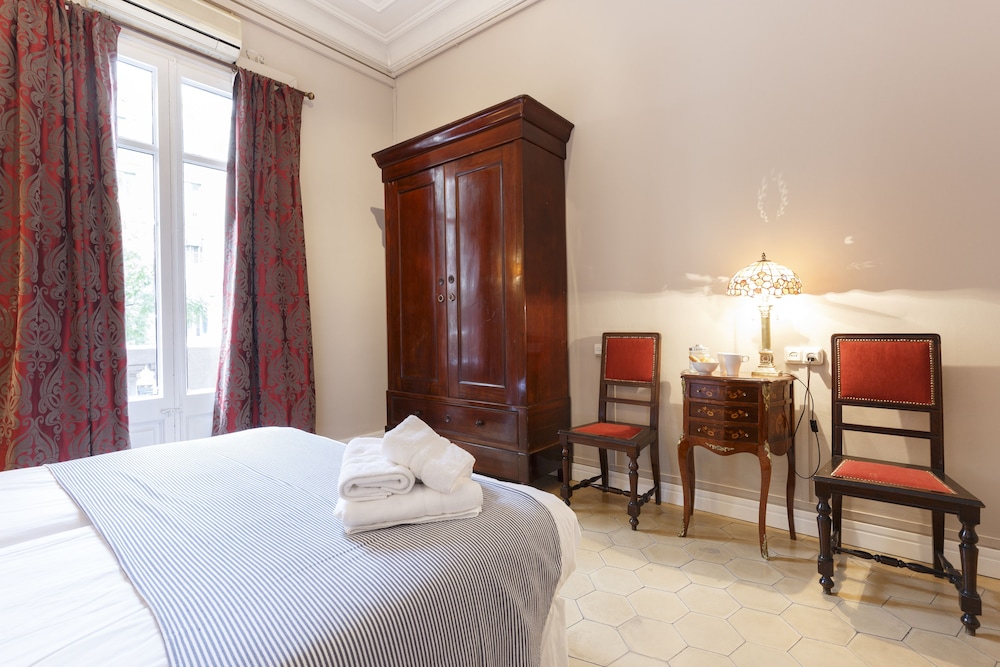 AinB Bed & Breakfast Via Laietana 5
