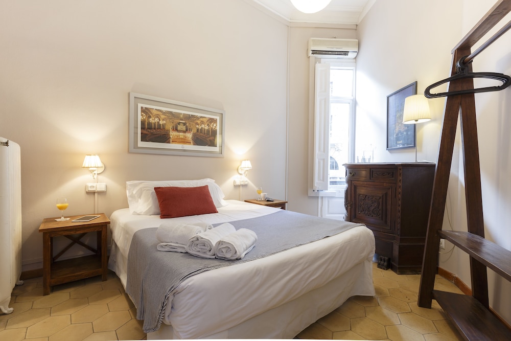 AinB Bed & Breakfast Via Laietana 6