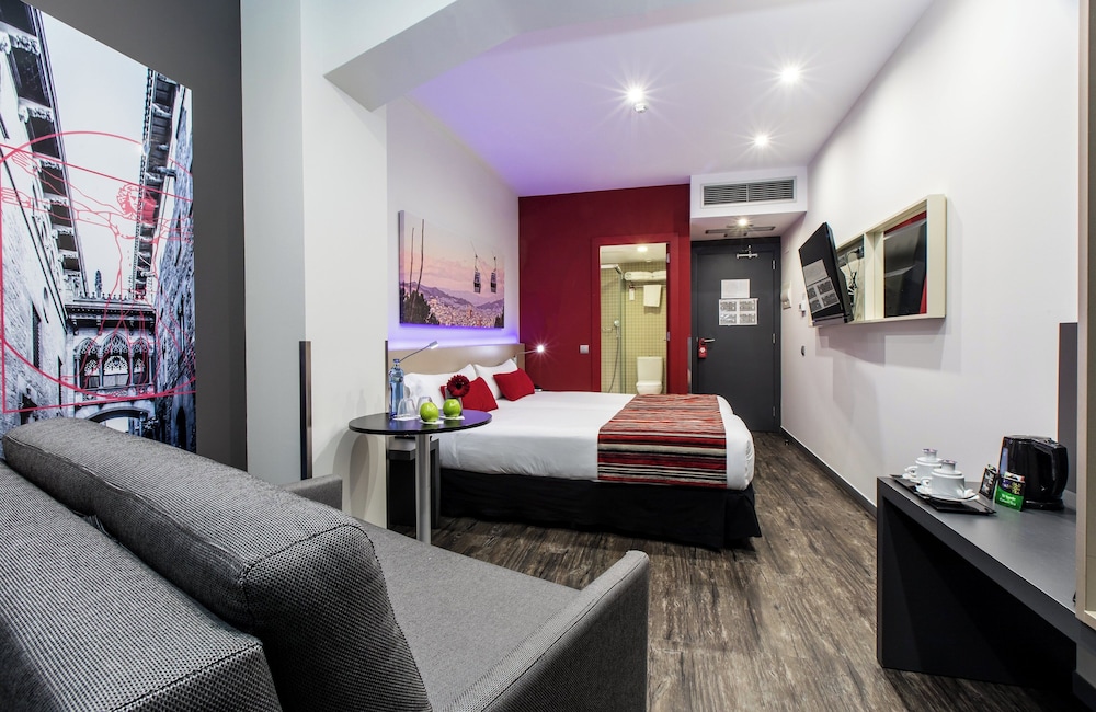 Leonardo Boutique Hotel Barcelona Sagrada Familia 9