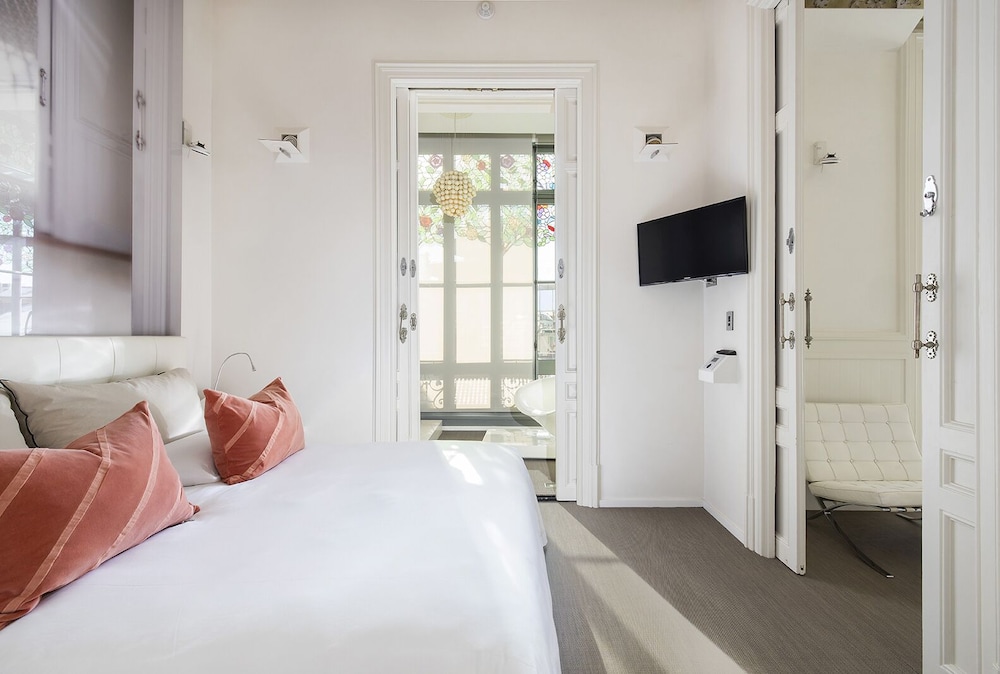 El Palauet Royal Suites 23