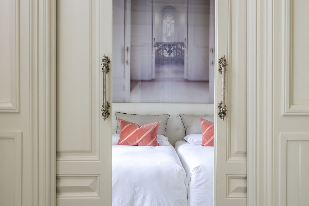 El Palauet Royal Suites 17