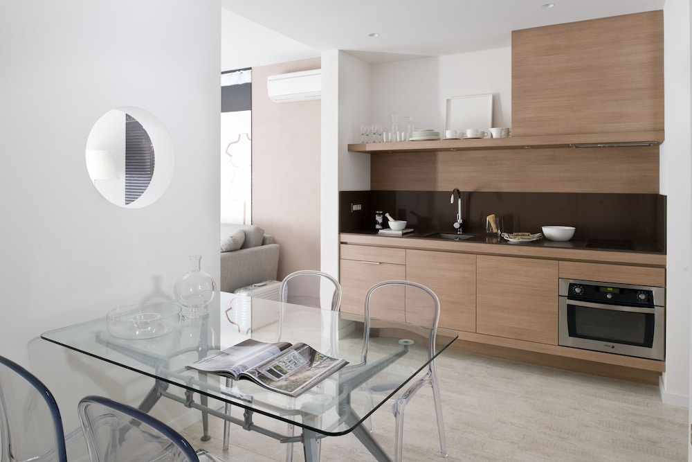 Eric Vökel BCN Suites 9