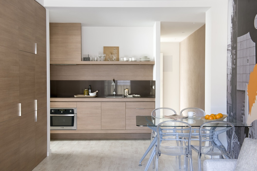 Eric Vökel BCN Suites 10
