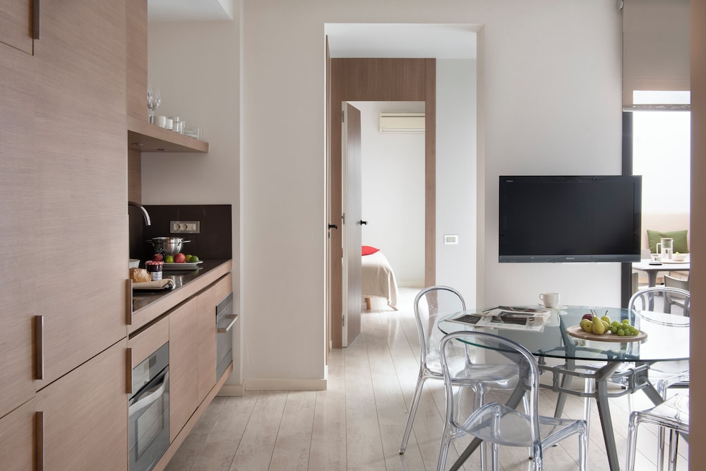 Eric Vökel BCN Suites 12