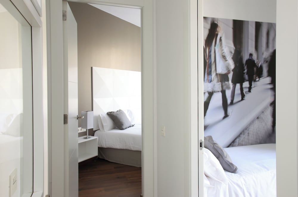 MH Apartments Suites 9